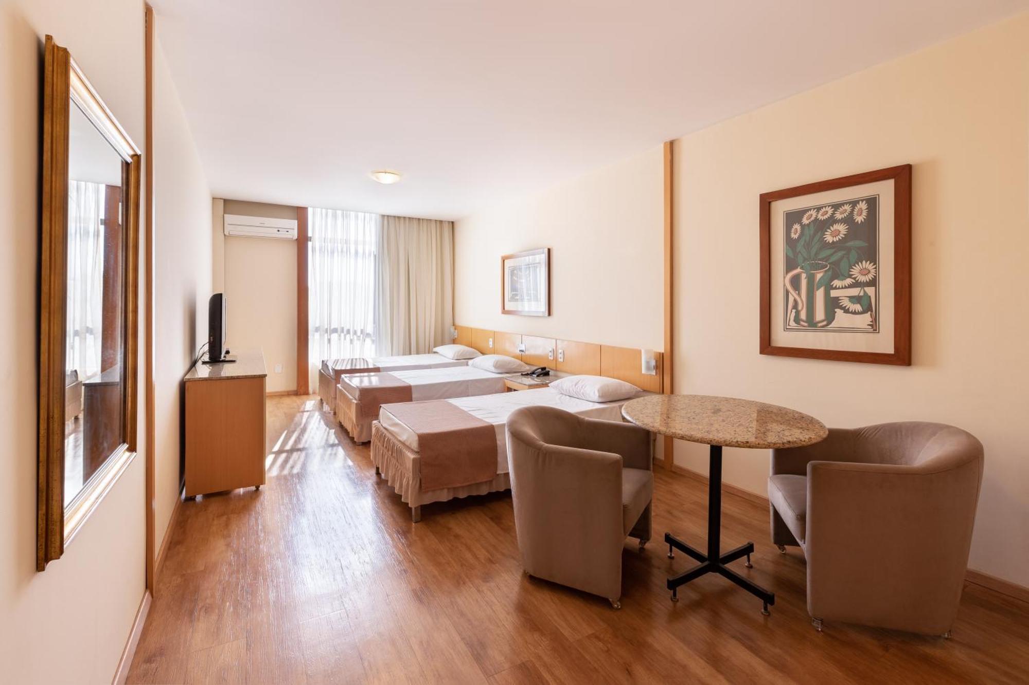 Hotel Crystal 론드리나 외부 사진